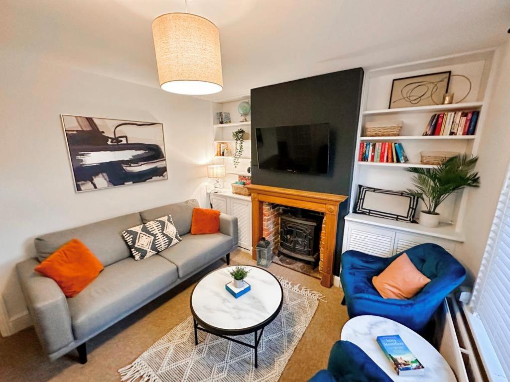 Stunning 2-Bedroom Home In City Centre With Wi-Fi! Royal Tunbridge Wells Zewnętrze zdjęcie