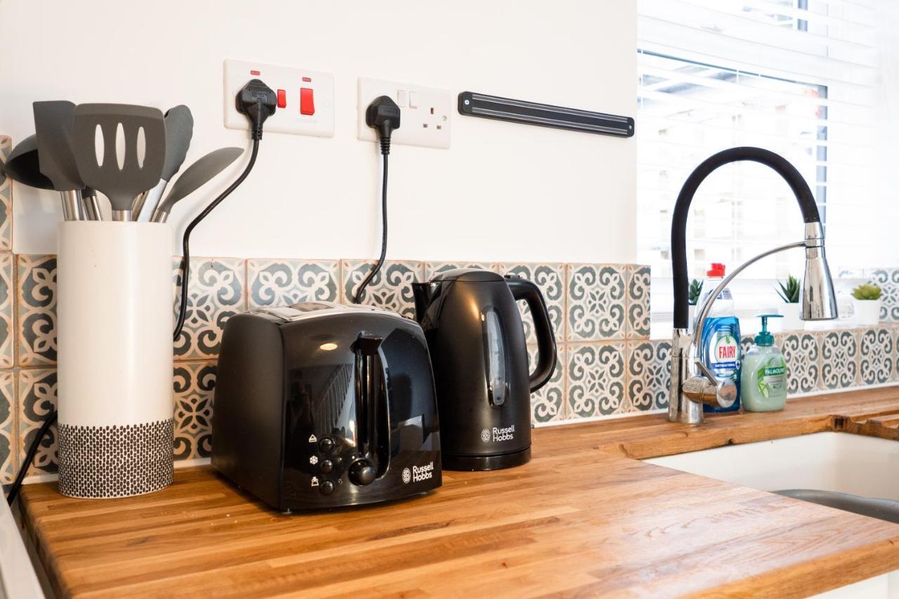 Stunning 2-Bedroom Home In City Centre With Wi-Fi! Royal Tunbridge Wells Zewnętrze zdjęcie