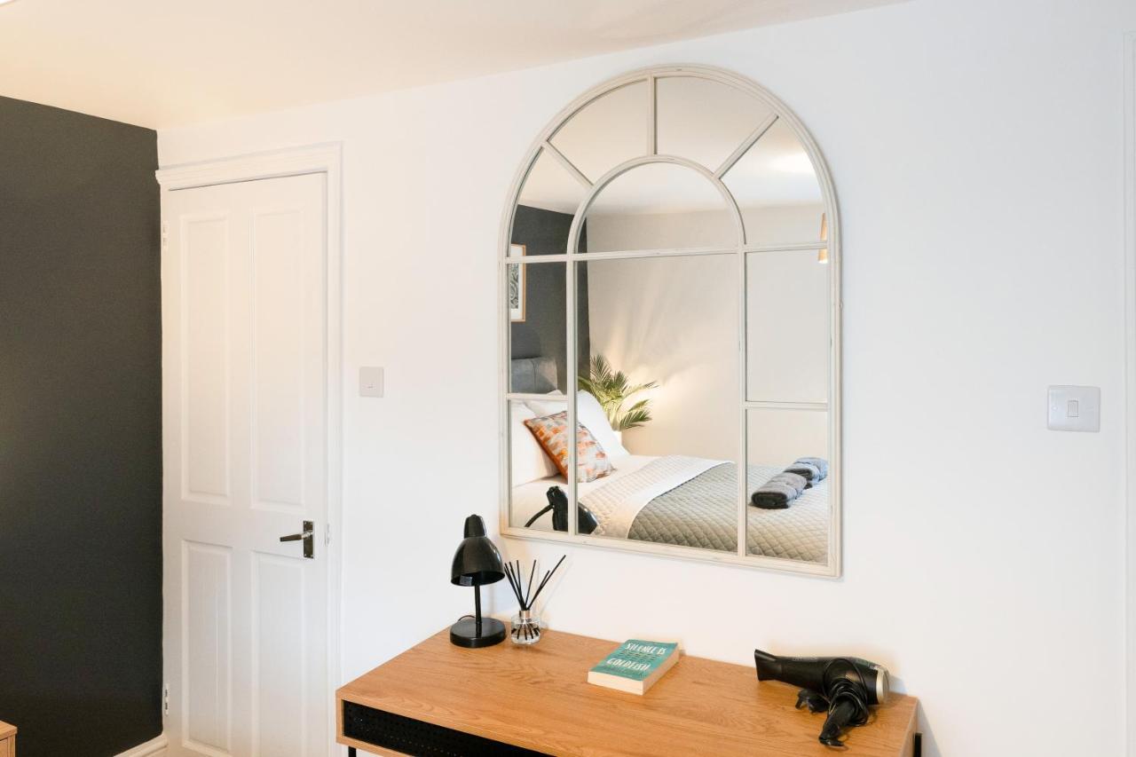 Stunning 2-Bedroom Home In City Centre With Wi-Fi! Royal Tunbridge Wells Zewnętrze zdjęcie