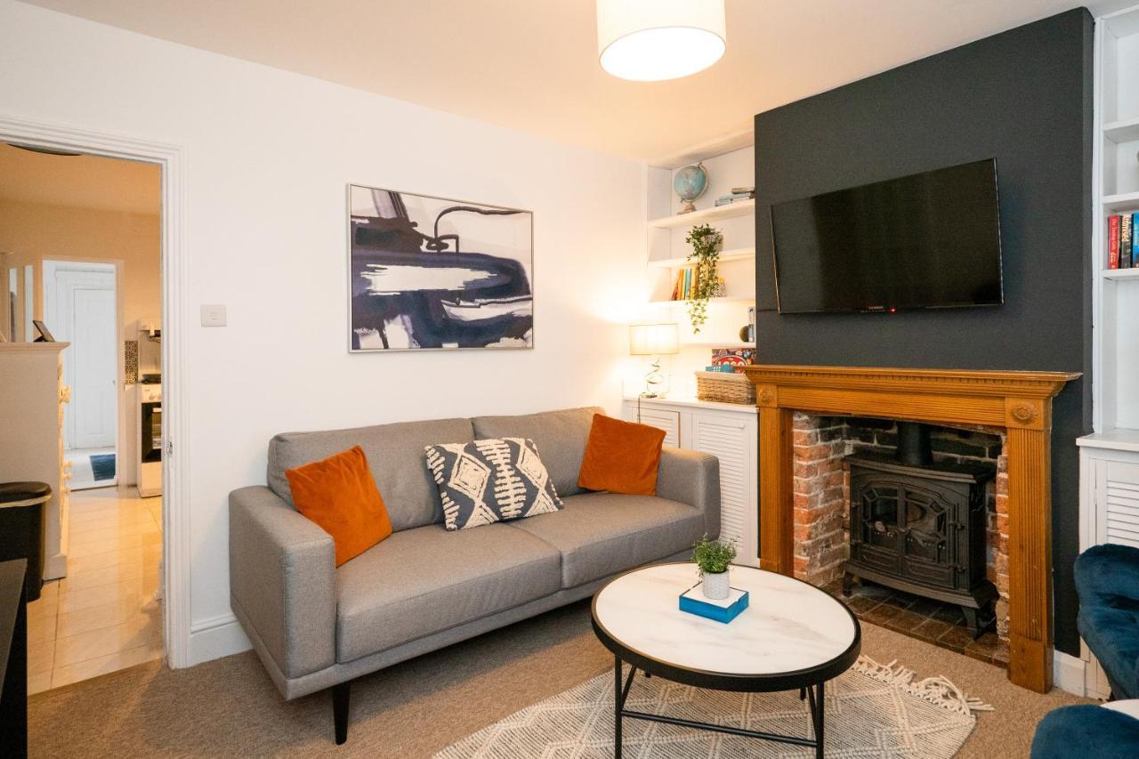 Stunning 2-Bedroom Home In City Centre With Wi-Fi! Royal Tunbridge Wells Zewnętrze zdjęcie